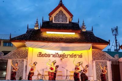 Chiang Rai by Night with Show, Dinner and Trishaw Ride Chiang Rai by Night with Show, Dinner and Trishaw Ride