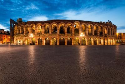 Verona in the Moonlight Walking Tour Verona in the Moonlight Walking Tour