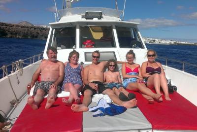 Small-Group Boat Cruise in Lanzarote with Drinks and Snacks Small-Group Boat Cruise in Lanzarote with Drinks and Snacks