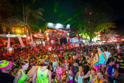Koh Phangan Full Moon Party with Return Transfer Koh Phangan Full Moon Party with Return Transfer