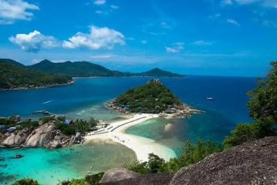 Koh Tao and Koh Nang Yuan Speedboat Tour from Koh Samui Koh Tao and Koh Nang Yuan Speedboat Tour from Koh Samui
