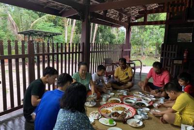 Authentic Southern Thai Dinner at the Oldest House on Koh Samui