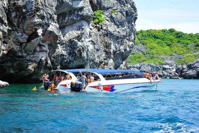 Angthong National Marine Park Trip By Speedboat From Koh Samui