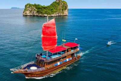 Yacht Cruise Sightseeing Day Tour of Koh Samui with Lunch Yacht Cruise Sightseeing Day Tour of Koh Samui with Lunch
