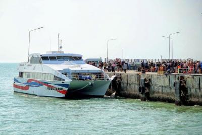 Koh Samui to Krabi by Lomprayah High Speed Catamaran and Coach