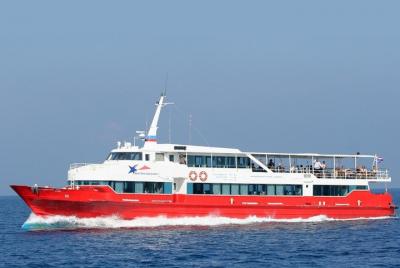 Koh Tao to Surat Thani Airport by Seatran Discovery Ferry and Shared Minivan Koh Tao to Surat Thani Airport by Seatran Discovery Ferry and Shared Minivan