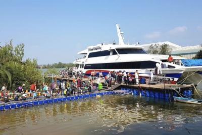 Koh Tao to Surat Thani Airport post COVID-19 Transfer by Speedboat and Coach Koh Tao to Surat Thani Airport post COVID-19 Transfer by Speedboat and Coach