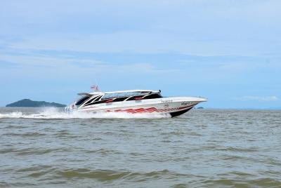 Koh Lanta to Koh Kradan by Satun Pakbara Speed Boat
