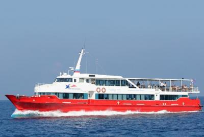 Koh Phangan to Surat Thani Airport by Seatran Discovery Ferry and Minivan Koh Phangan to Surat Thani Airport by Seatran Discovery Ferry and Minivan