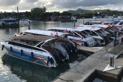Phi Phi Island Snorkeling Tour