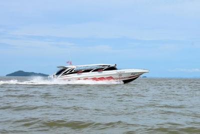 Koh Yao Yai to Railay Beach by Satun Pakbara Speed Boat