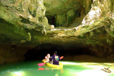 John Grays Canoe Hong by Starlight 