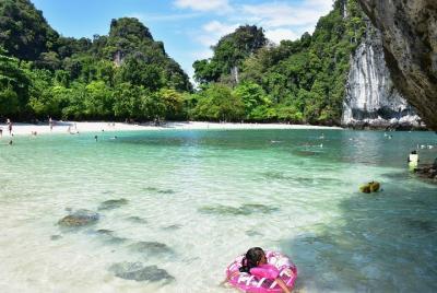 Hong Island Tour by Speed Boat from Krabi Hong Island Tour by Speed Boat from Krabi