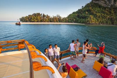 Krabi 4 Islands Sunset Cruise Dinner Krabi 4 Islands Sunset Cruise Dinner