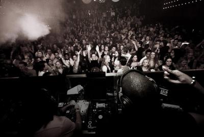 Amsterdam Nightlife Ticket & Canal Cruise Amsterdam Nightlife Ticket & Canal Cruise