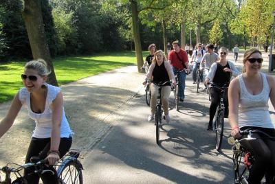 Amsterdam International-Group Historical Bike Tour 