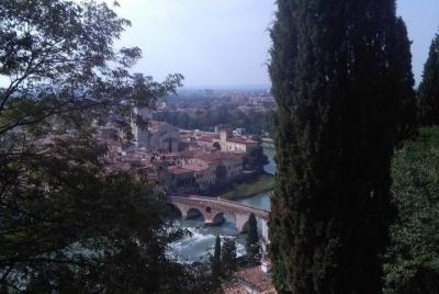 Green Verona: hidden courtyards & gardens - 3 hour private walking tour Green Verona: hidden courtyards & gardens - 3 hour private walking tour