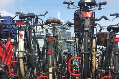 Architecture He-driving! Amsterdam bike tour