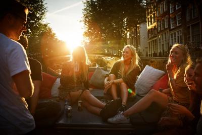 Luxury Summer Boat Tour with Bar on board Luxury Summer Boat Tour with Bar on board