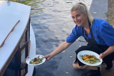 Private Dinner Cruise Amsterdam - 2hrs boat tour incl. drinks & 2 Private Dinner Cruise Amsterdam - 2hrs boat tour incl. drinks & 2