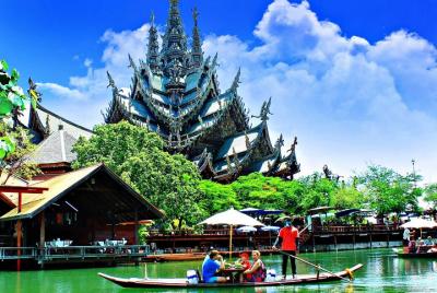 The Sanctuary of Truth at Pattaya Admission Ticket with Return Tr