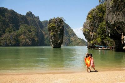 James Bond Island, Panak & Hong Island Trip + 1 Canoeing By Big B