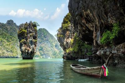 James Bond Island & Phang Nga bay Sea Cave Canoeing by long tail 