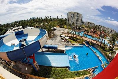 Skip the Line: Jungle Splash Water Park Ticket Pass 