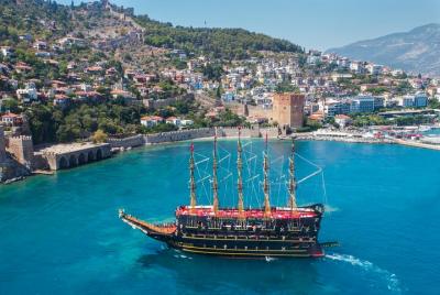 Alanya Pirate Boat with Lunch and Drinks Alanya Pirate Boat with Lunch and Drinks