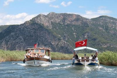 Dalyan River Cruise by Boat with Lunch and Sea Turtles Watching Dalyan River Cruise by Boat with Lunch and Sea Turtles Watching