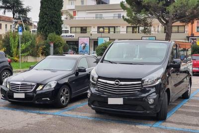 Amsterdam Schiphol Airport (AMS) to Amsterdam - Round-Trip Privat Amsterdam Schiphol Airport (AMS) to Amsterdam - Round-Trip Privat