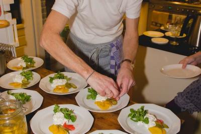 Learn how to cook an easy and tasty Mediterranean meal Learn how to cook an easy and tasty Mediterranean meal