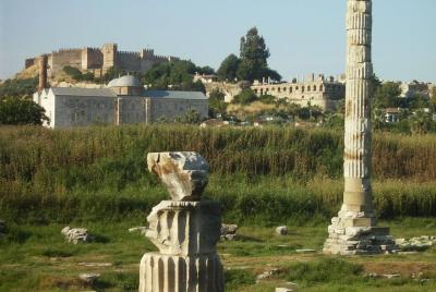 Full-Day Max 10 pax MINI -Group Tour to Ephesus from Izmir Full-Day Max 10 pax MINI -Group Tour to Ephesus from Izmir