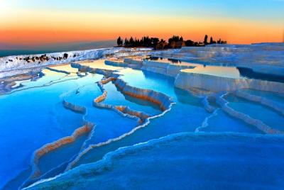 Pamukkale and Hierapolis 2-Day Tour from Kemer