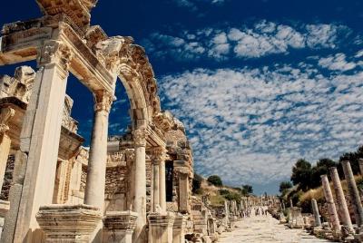 Small Group: Full Day Ancient Ephesus Tour With House of Virgin M
