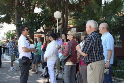 Half Day Ephesus MINI Group Tour ( Max. 10 pax )  Half Day Ephesus MINI Group Tour ( Max. 10 pax )