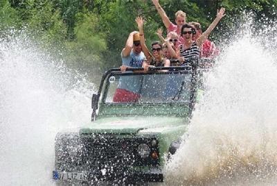 Jeep Safari Adventure around Taurus Mountains from Side Jeep Safari Adventure around Taurus Mountains from Side