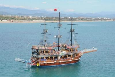Dolphin Islands Boat Trip with Hotel Transfers Dolphin Islands Boat Trip with Hotel Transfers