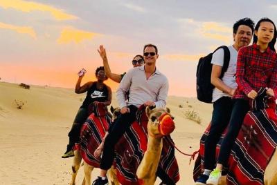 Sunrise Dubai Red Dunes with Arabic Breakfast Sunrise Dubai Red Dunes with Arabic Breakfast