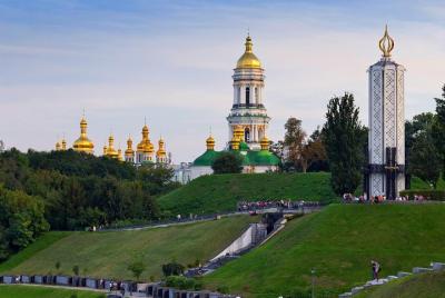 Self-guided Discovery Walk in Kyiv: transformation through the ce