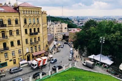 Kiev guided walking tour: discover highlights and hidden gems of 