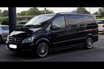Luxury Departure Transfer To Kyiv International Airport Zhuliany( Luxury Departure Transfer To Kyiv International Airport Zhuliany(
