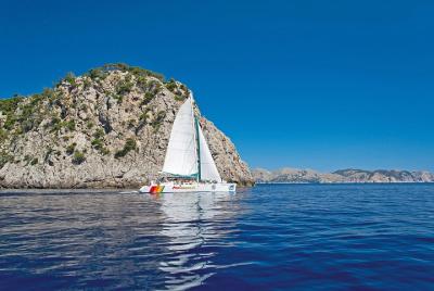 Mallorca North Coast Catamaran Cruise with Lunch Mallorca North Coast Catamaran Cruise with Lunch