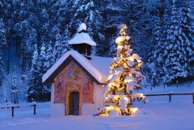 Salzburg Christmas Eve Tour to the Silent Night Chapel Salzburg Christmas Eve Tour to the Silent Night Chapel