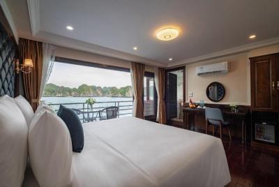 Halong Bay Overnight from Hanoi at Great Cruises Halong Bay Overnight from Hanoi at Great Cruises
