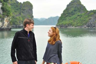 Halong Bay and Lan Ha Bay from Cat Ba Island: Cruise and Kayak To Halong Bay and Lan Ha Bay from Cat Ba Island: Cruise and Kayak To