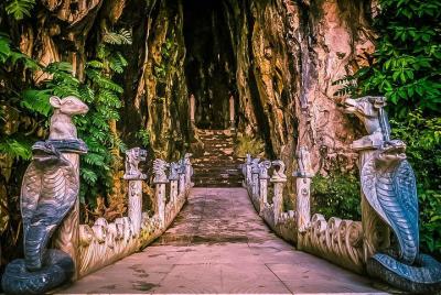 MARBLE MOUNTAINS - HOI AN TOUR : “Charming Ngu Hanh – Peaceful Ho MARBLE MOUNTAINS - HOI AN TOUR : “Charming Ngu Hanh – Peaceful Ho