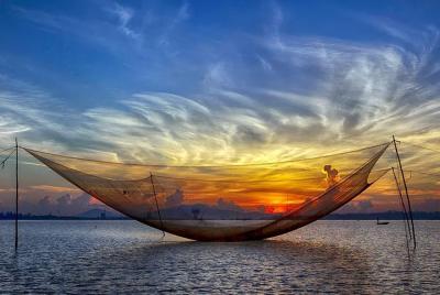 Cycle Tra Nhieu Fishing Village with Local Lunch