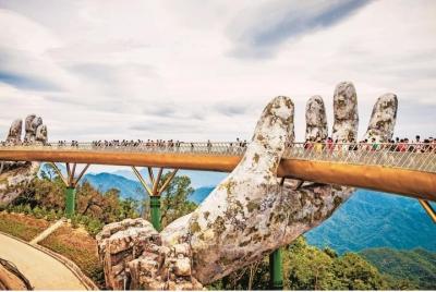 Private tour to explore BaNa hills with Golden Bridge in both han Private tour to explore BaNa hills with Golden Bridge in both han