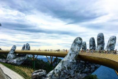 Vietnam - The marvelous hyphen Vietnam - The marvelous hyphen